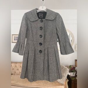 My Michelle Y2K Gray Long Blazer with ruffled sleeves and hem Sz S